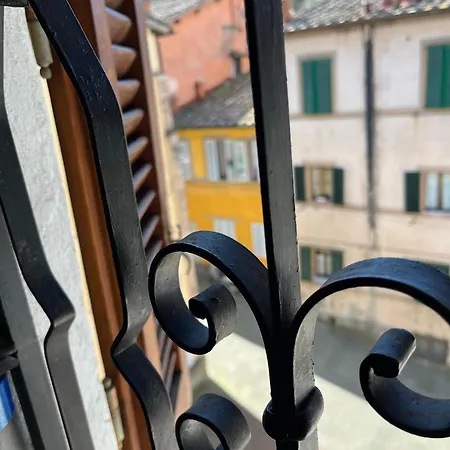 Apartment La Campanina-nel Cuore Di E Della Contrada