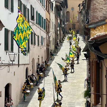 Apartment La Campanina-nel Cuore Di E Della Contrada *